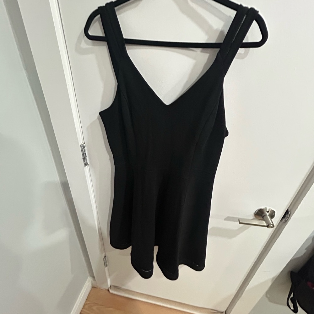 Black V-Neck Sleeveless Women’s Dress